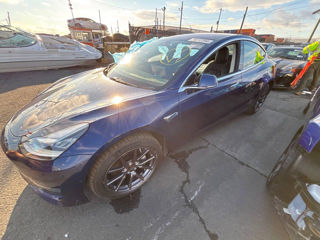 Tesla Model 3 foto 10