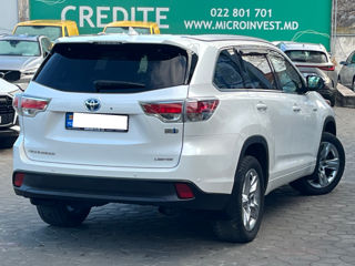 Toyota Highlander foto 4