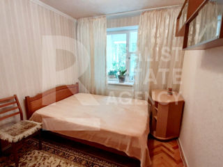 Apartament cu 3 camere, 75 m², Centru, Chișinău foto 3