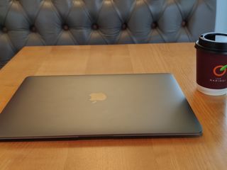 Apple macbook Air 2020/ 10 Cicluri foto 5