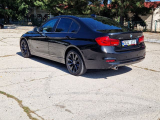 BMW 3 Series foto 8