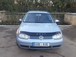 Volkswagen Golf foto 2