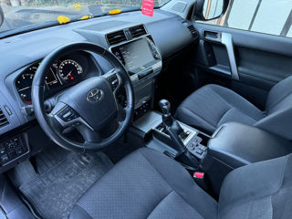 Toyota Land Cruiser Prado foto 4