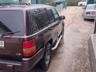 Jeep Grand Cherokee foto 4