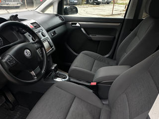 Volkswagen Touran foto 5