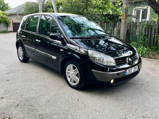 Renault Scenic foto 1