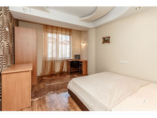 Apartament cu 2 camere, 112 m², Centru, Chișinău foto 7