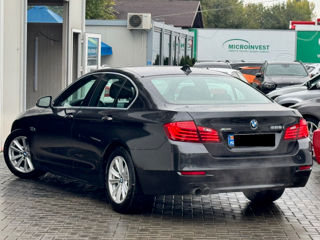 BMW 5 Series foto 3