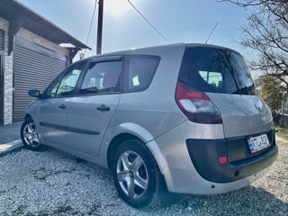 Renault Grand Scenic foto 4