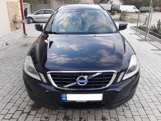 Volvo XC60 foto 1