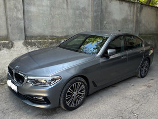 BMW 5 Series foto 2