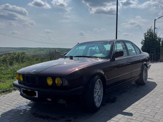 BMW 5 Series foto 0