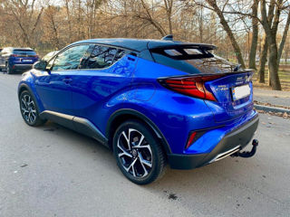 Toyota C-HR foto 4