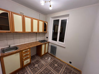 Apartament cu 2 camere, 40 m², Centru, Chișinău foto 5