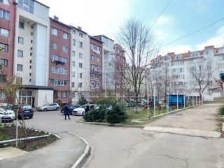 Apartament cu 2 camere, 58 m², Buiucani, Chișinău foto 17