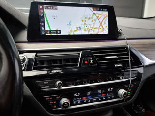 BMW 5 Series foto 14