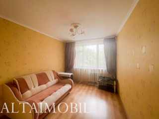 Apartament cu 3 camere, 75 m², Buiucani, Chișinău foto 14