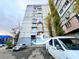 Apartament cu 2 camere, 50 m², Botanica, Chișinău foto 10