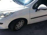 Peugeot 207 foto 3