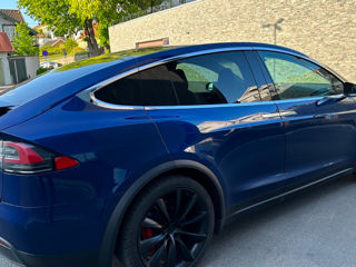 Tesla Model X foto 5