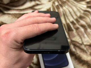 iPhone 12 Black 64 Gb foto 4