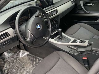 Dezmembrare bmw foto 8