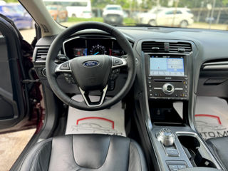 Ford Fusion foto 7