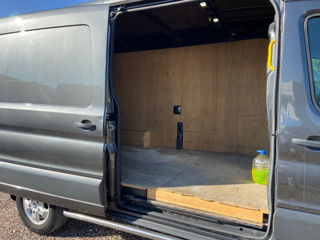 Ford Transit foto 18