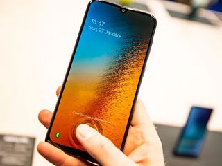 Samsung Galaxy A30, скидка до -50%!! Купи в кредит и первая оплата через 30 дней! foto 1