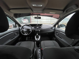 Renault Grand Scenic foto 6