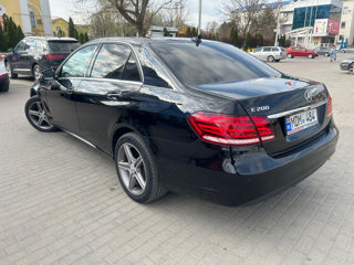 Mercedes E-Class foto 2