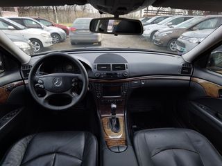 Mercedes E Class foto 8