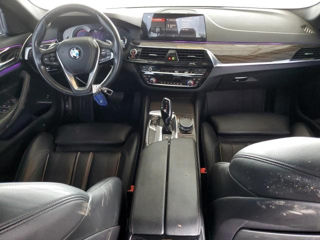 BMW 5 Series foto 8