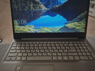 Ноутбук Lenovo  15,6  12/256 Gb