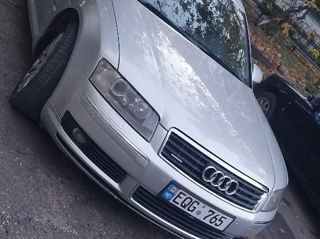 Audi A8 foto 2