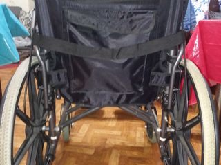Инвалидное кресло-каталка, срочно! foto 4