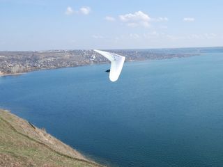 teren cu destinație pentru construcție pe malul Nistrului foto 1