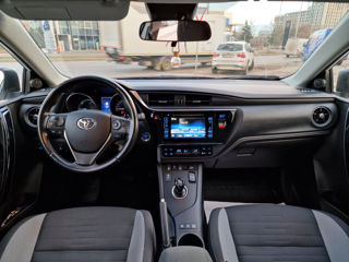 Toyota Auris foto 9