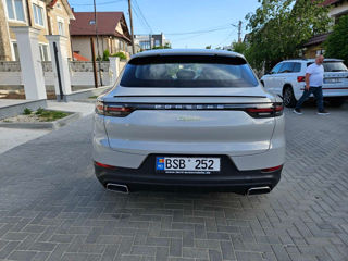 Porsche Cayenne foto 8