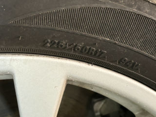 Discuri R17 originale BMW f30 cu anvelope goodyear in stare noua foto 2