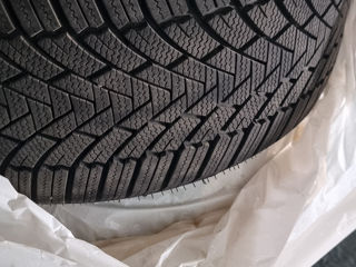 255/40R19 foto 1