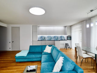 Apartament cu 3 camere, 210 m², Centru, Chișinău foto 2