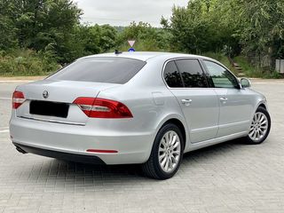 Skoda Superb foto 5