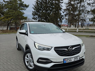 Opel Grandland X foto 2