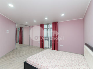 Apartament cu 2 camere, 82 m², Botanica, Chișinău foto 3