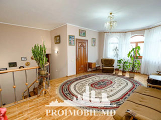 Casă spre vânzare cu 4 camere, 179 m2 în Chișinău, Telecentru foto 11