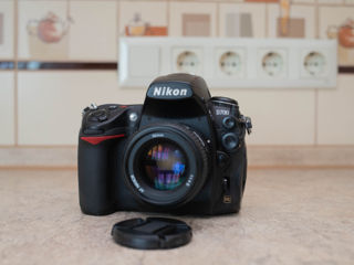Nikon D700 + 50mm 1.4
