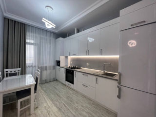 1-комнатная квартира, 55 м², Центр, Кишинёв