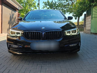 BMW 5 Series foto 3