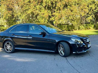 Mercedes E-Class foto 4